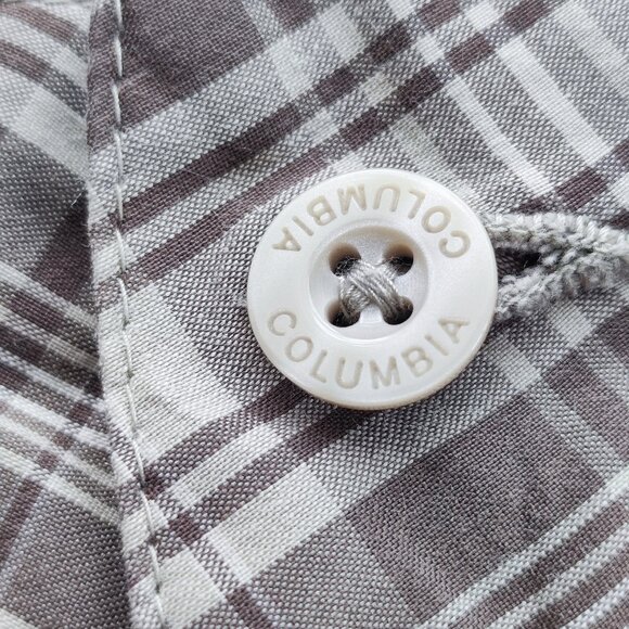 Columbia Titanium lightweight short light brown plaid women's size 8 - Picture 8 of 13